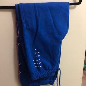 Size medium lightweight Aeropostale sweatpants